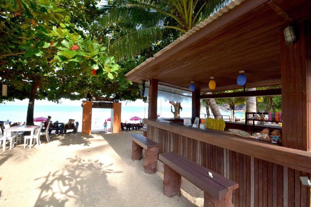 ปาริญา แอนด์ วิลลา เกาะพงัน รีสอร์ท หาดยวน
